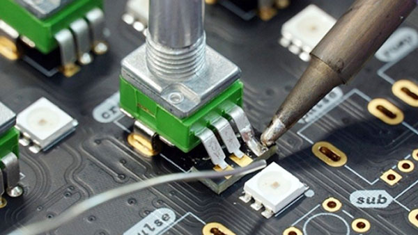 Những vấn đề về chất lượng năng lượng có thể giải quyết các bộ lọc năng lượng trong các hệ thống điện